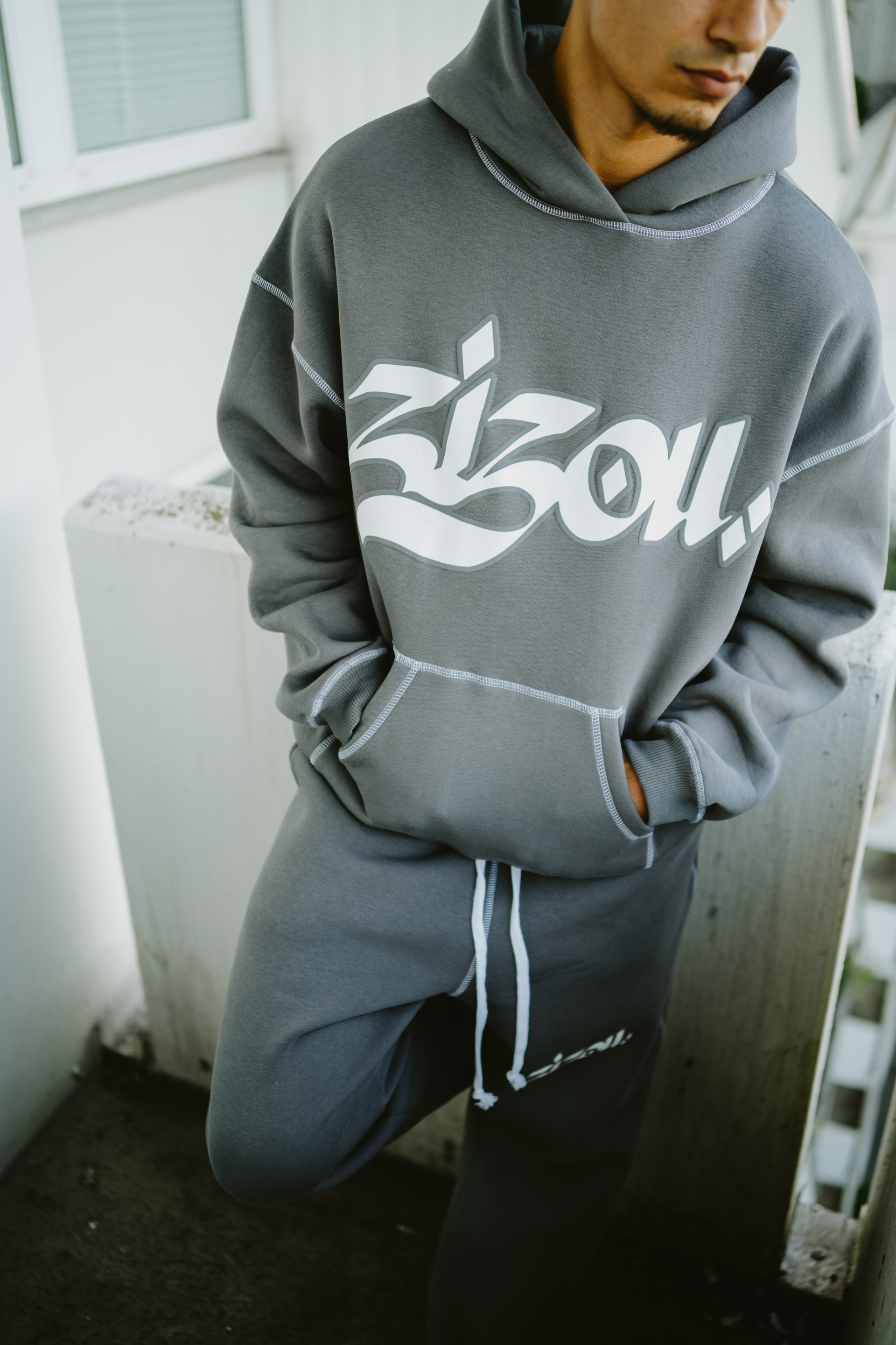 Hoodie Grey